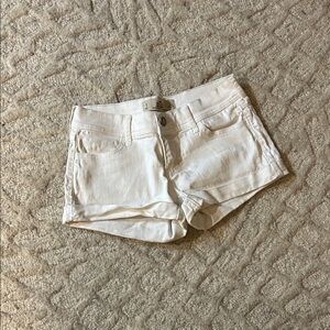 Hollister Women's Cream Jean Shorts